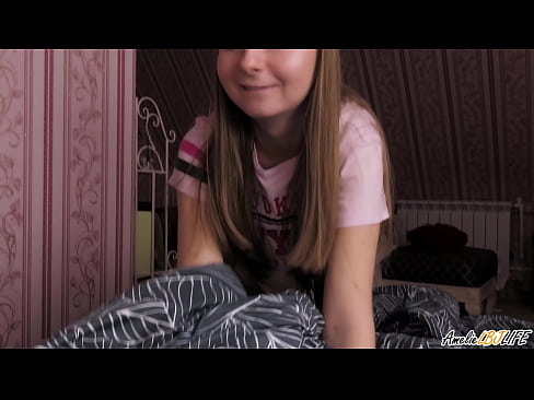 ❤️ Blondie waxay si qoto dheer u nuugtaa BFF's waxayna ku dhufanaysaa afkeeda %so.yourxxxvideos.ru ❌❤